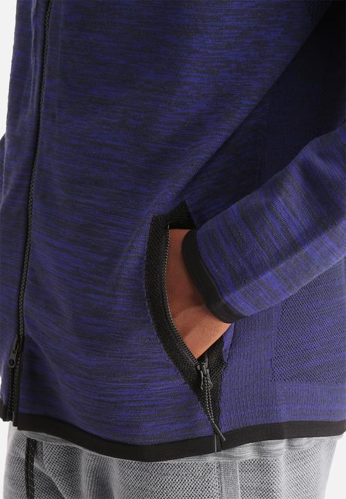 Nike - Tech Knit Windrunner
