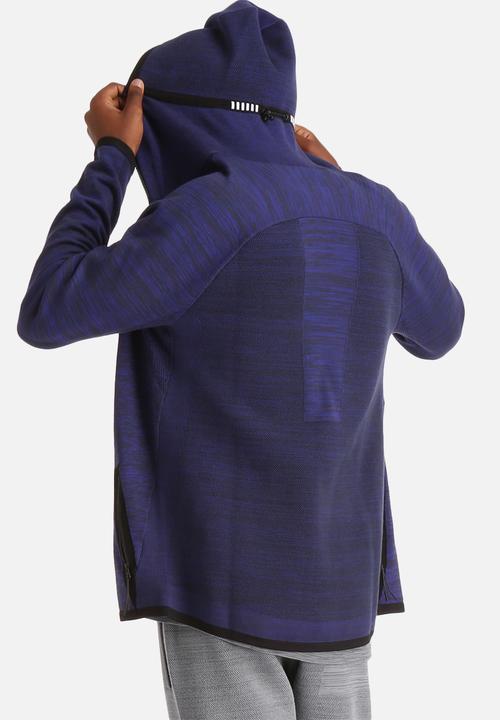 Nike - Tech Knit Windrunner