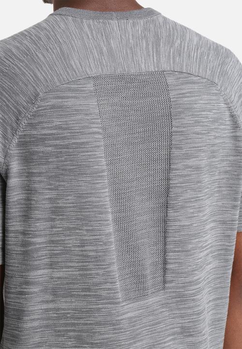 Nike - Tech Knit Pocket Tee