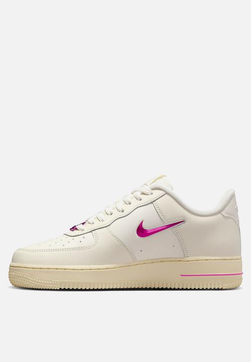 Nike - Wmns air force 1 '07 se