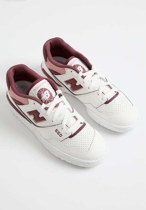 New Balance  - BB550
