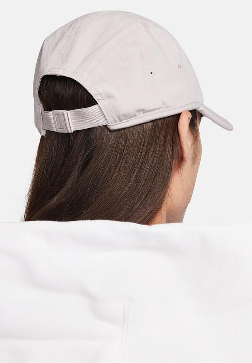 Nike - Nike Fly