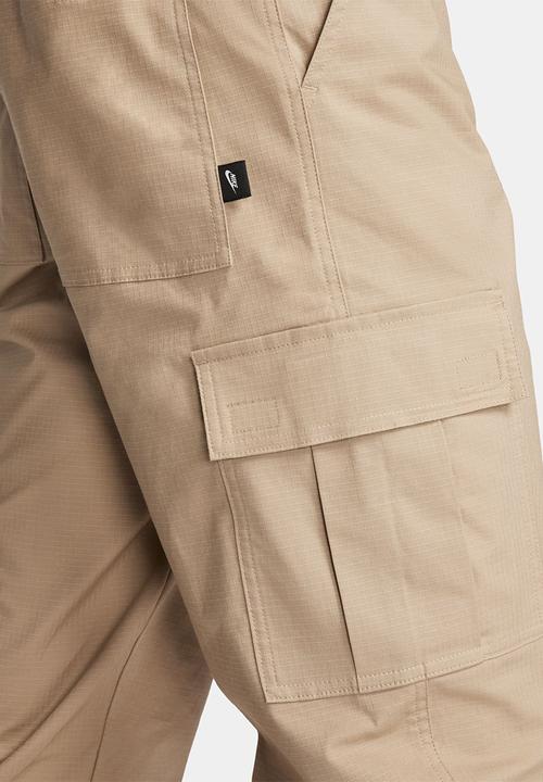 Nike - Club cargo pant - khaki/khaki