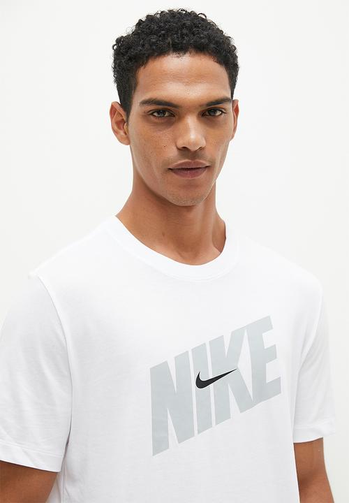 Nike - Dri-FIT Fitness hbr novelty t-shit - white
