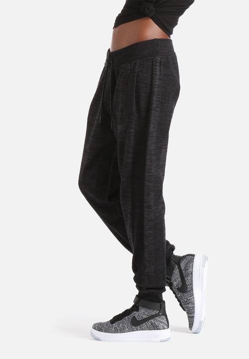 Nike - Tech Knit Track Pant