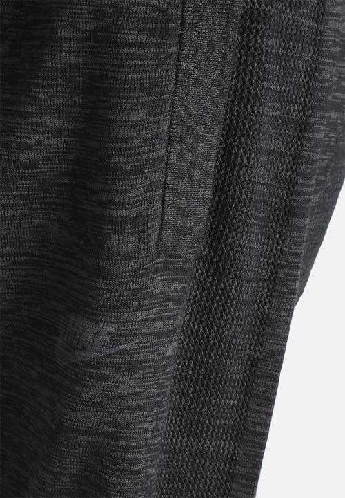 Nike - Tech Knit Track Pant