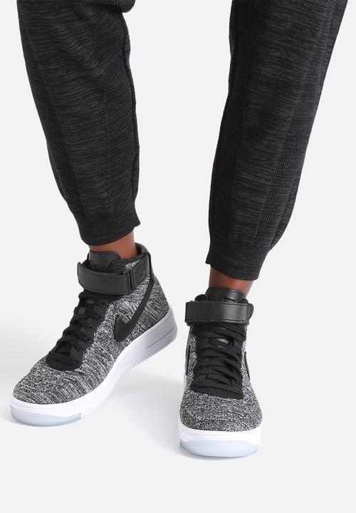 Nike - Tech Knit Track Pant