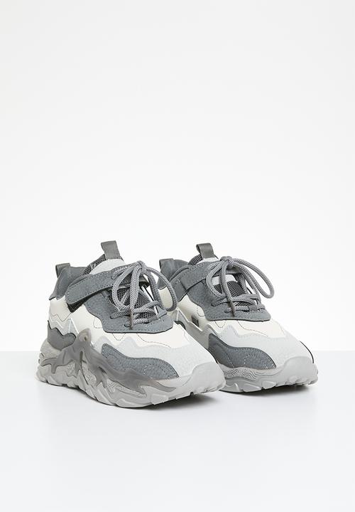 Pop Candy - Lace & adjustable strap chunky sneaker - grey