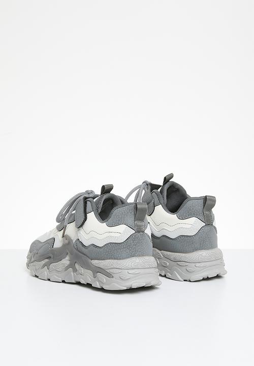 Pop Candy - Lace & adjustable strap chunky sneaker - grey