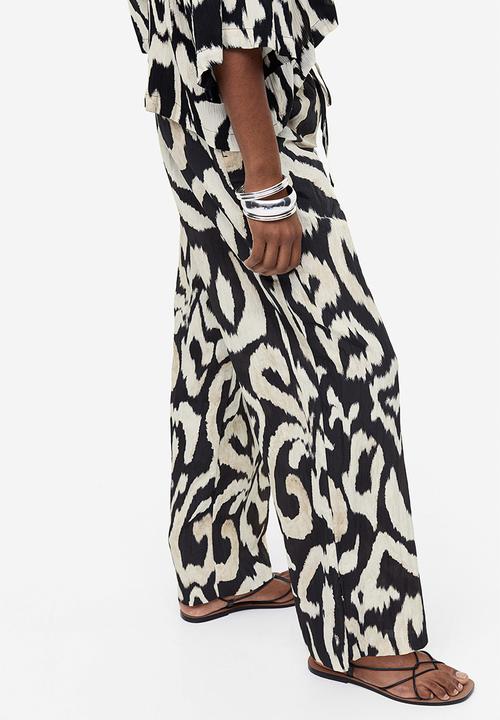 H&M - Wide pull-on trousers - black patterned