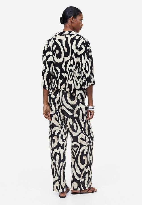 H&M - Wide pull-on trousers - black patterned