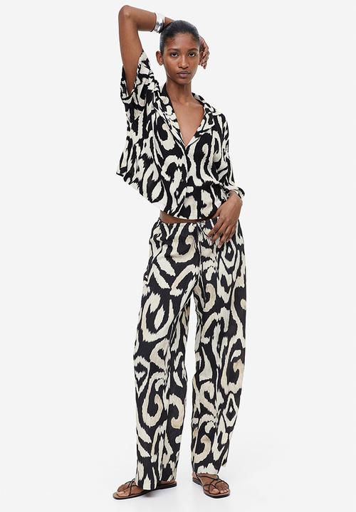 H&M - Wide pull-on trousers - black patterned
