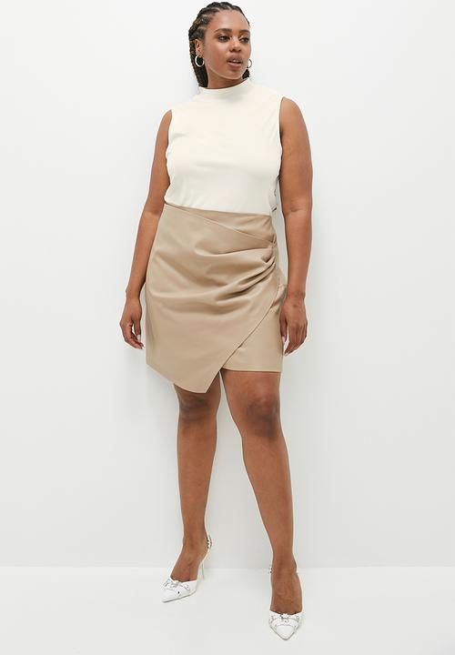 Superbalist - Turtleneck vest plus - off white