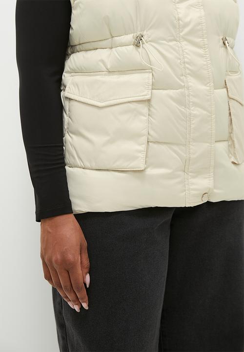 dailyfriday - Ted sleeveless puffer - ecru2