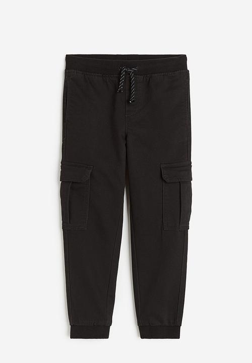 H&M - Slim fit cargo trousers - black
