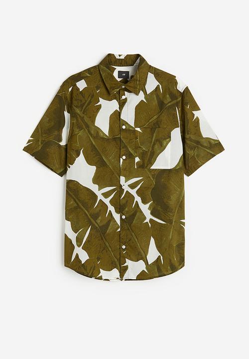 H&M - Cotton shirt regular fit - khaki green & leaf-patterned