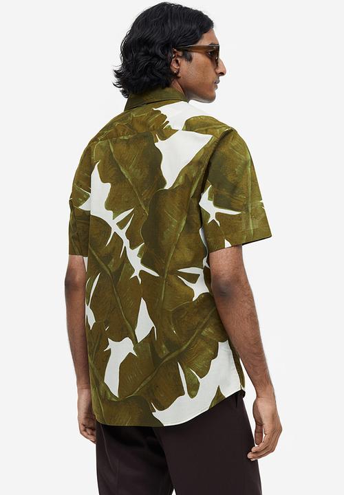 H&M - Cotton shirt regular fit - khaki green & leaf-patterned
