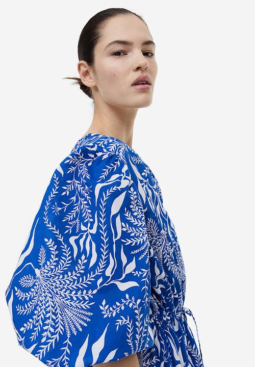 H&M - Balloon-sleeved cotton dress - bright blue patterned 