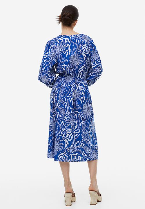 H&M - Balloon-sleeved cotton dress - bright blue patterned 