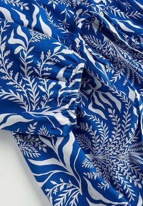H&M - Balloon-sleeved cotton dress - bright blue patterned 