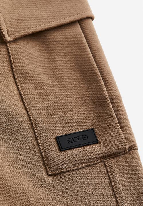 H&M - Drymove™ cotton cargo joggers - brown