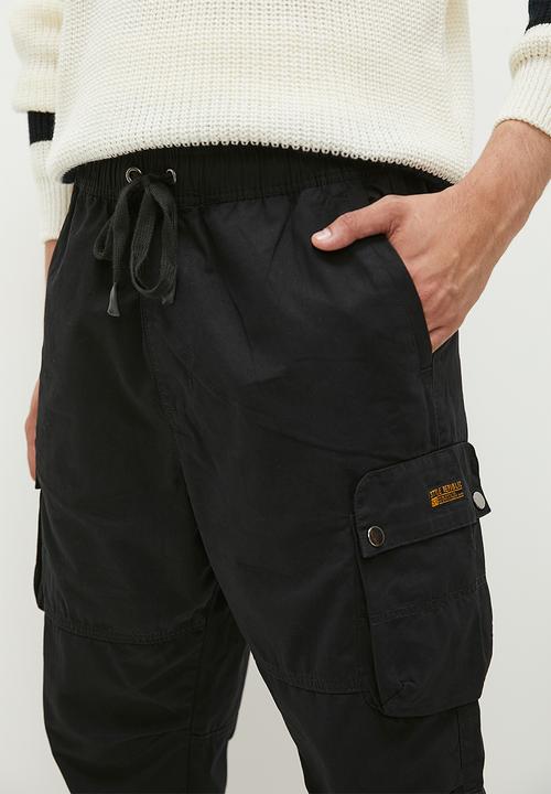 STYLE REPUBLIC - Nathi Fashion zip detail utility pant - black