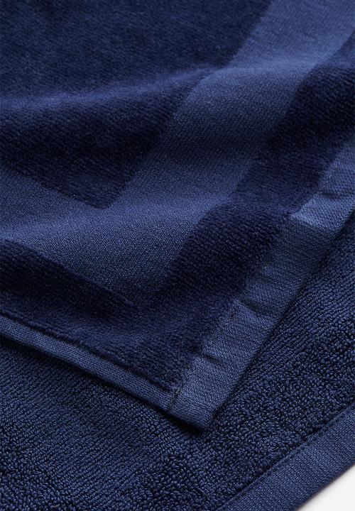 H&M - Velour guest towel - navy blue