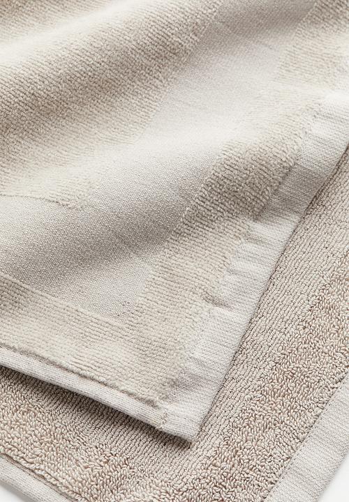 H&M - Velour guest towel - light beige