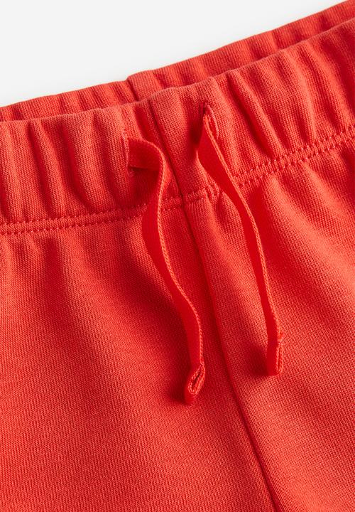 H&M - Sweatshirt shorts - red world team