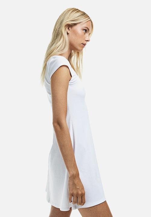 H&M - Cap-sleeved jersey dress - white