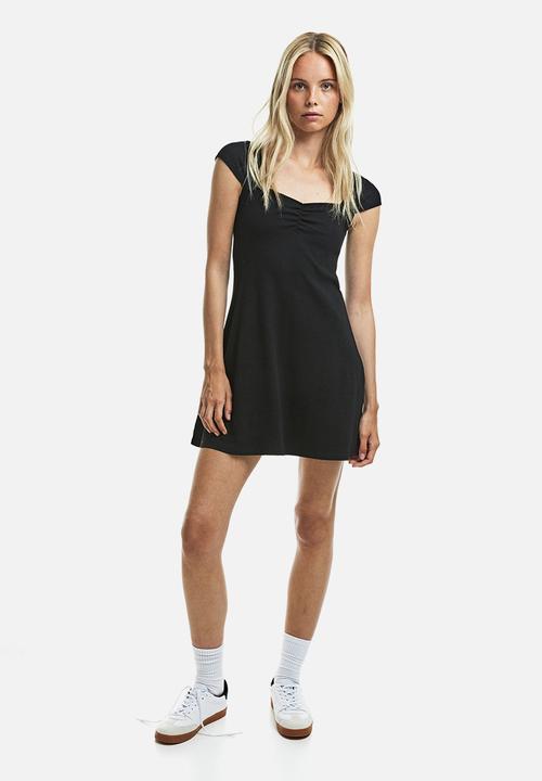 H&M - Cap-sleeved jersey dress - black