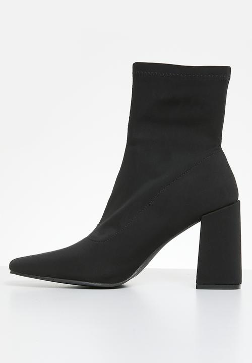 Public Desire - Delani boot - black