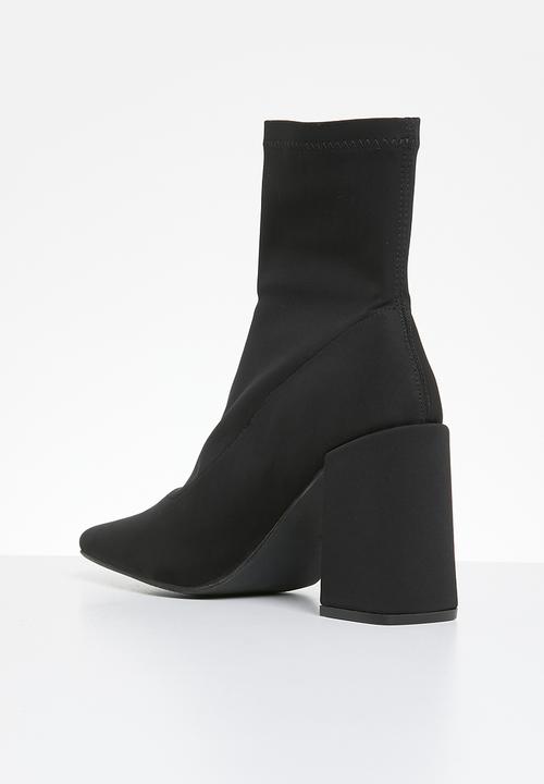 Public Desire - Delani boot - black