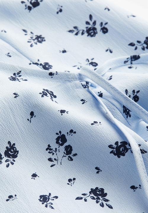 H&M - Crêpe wrap dress - light blue floral
