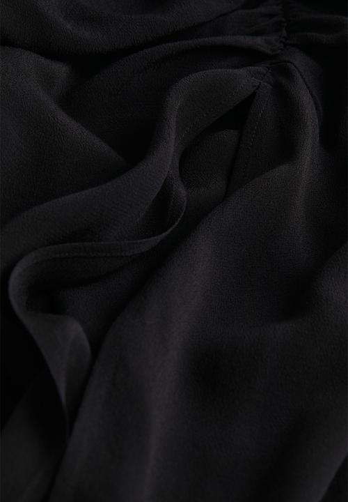 H&M - Crêpe high-slit skirt - black