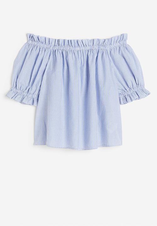 H&M - Frill-trimmed off-the-shoulder top - blue/striped