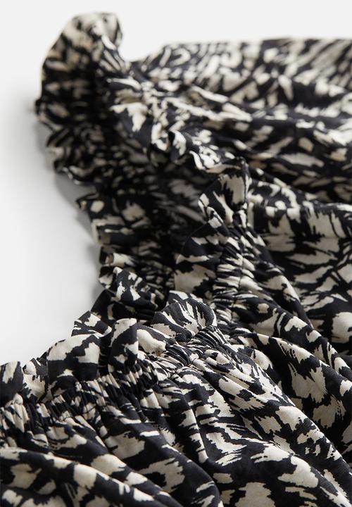 H&M - Off-the-shoulder dress - black patterned