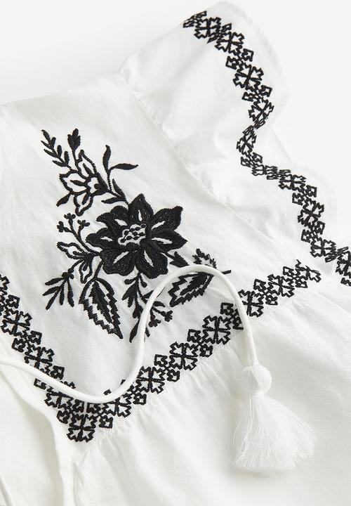 H&M - Embroidered blouse - white