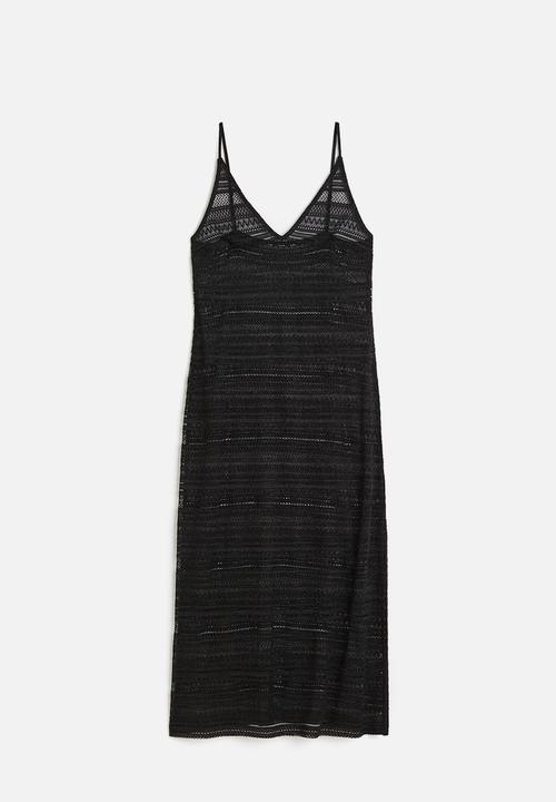 H&M - V-neck bodycon dress - black