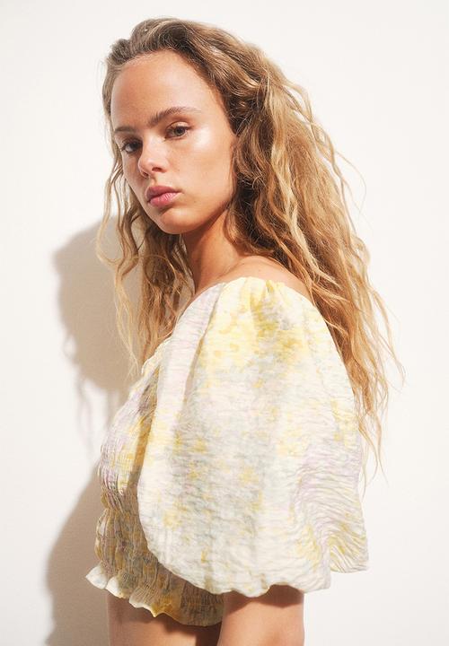 H&M - Smocked off-the-shoulder top - light yellow/floral