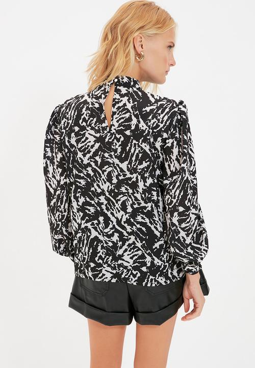 Trendyol - Zebra print blouse - black & white 