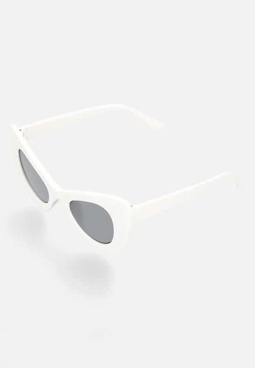 Superbalist - Kitty cateye sunglasses - white