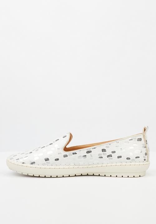 Butterfly Feet - Gaby 1 slip-on - white
