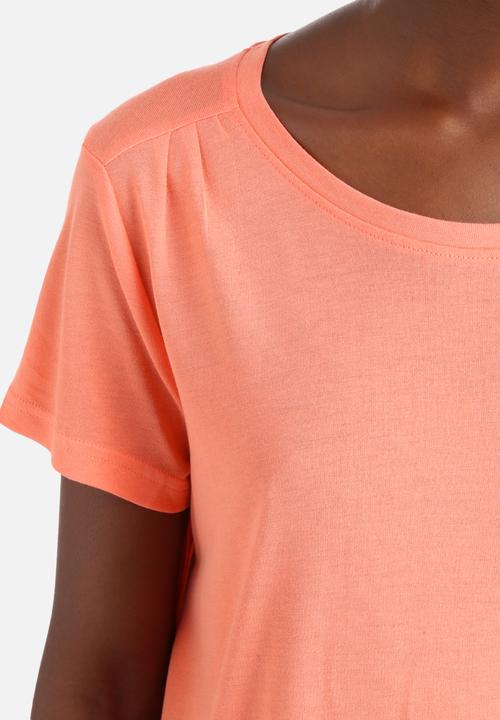 Jacqueline de Yong - Mode Tee
