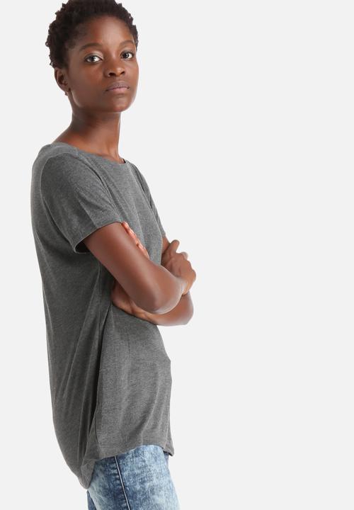 Jacqueline de Yong - Mode Tee