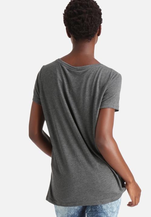 Jacqueline de Yong - Mode Tee