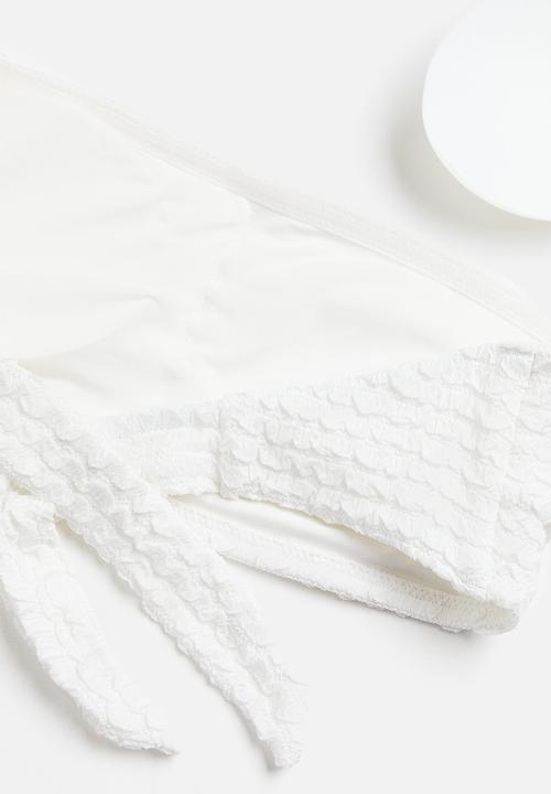H&M - Padded bandeau bikini top - white