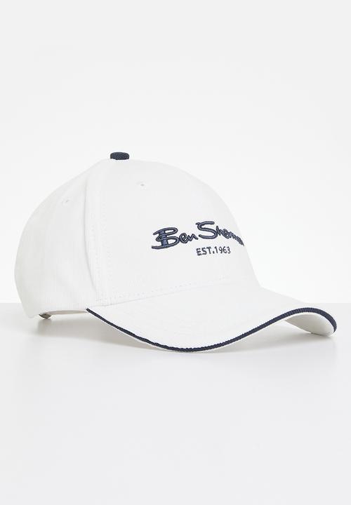 Ben Sherman - Corduroy Peak Cap - Off white