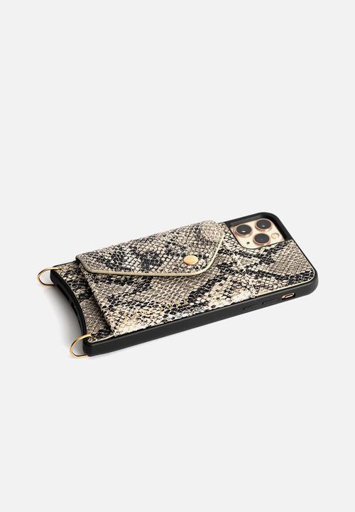 My Armadura - Envelope phone cover - python