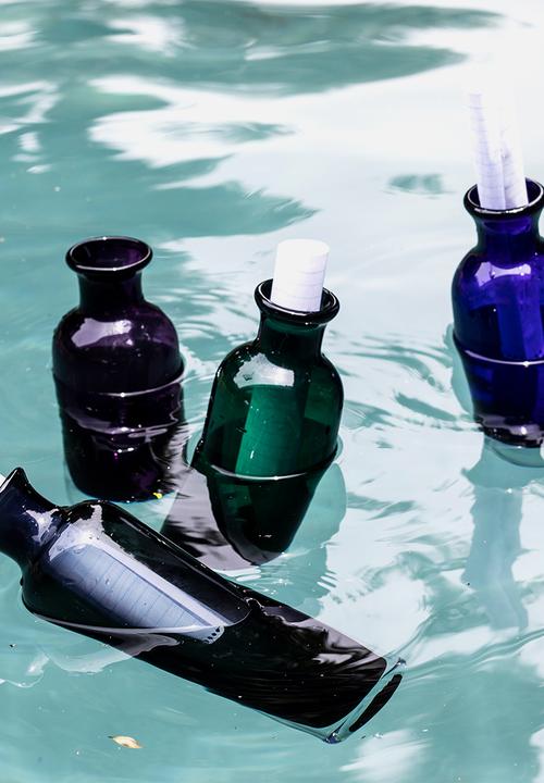Omada - Bottle with Lid Green